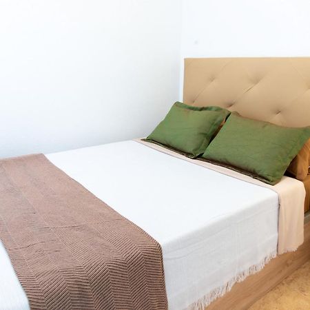 Holiday Suite Caballero De Rodas 92 Torrevieja Exterior photo