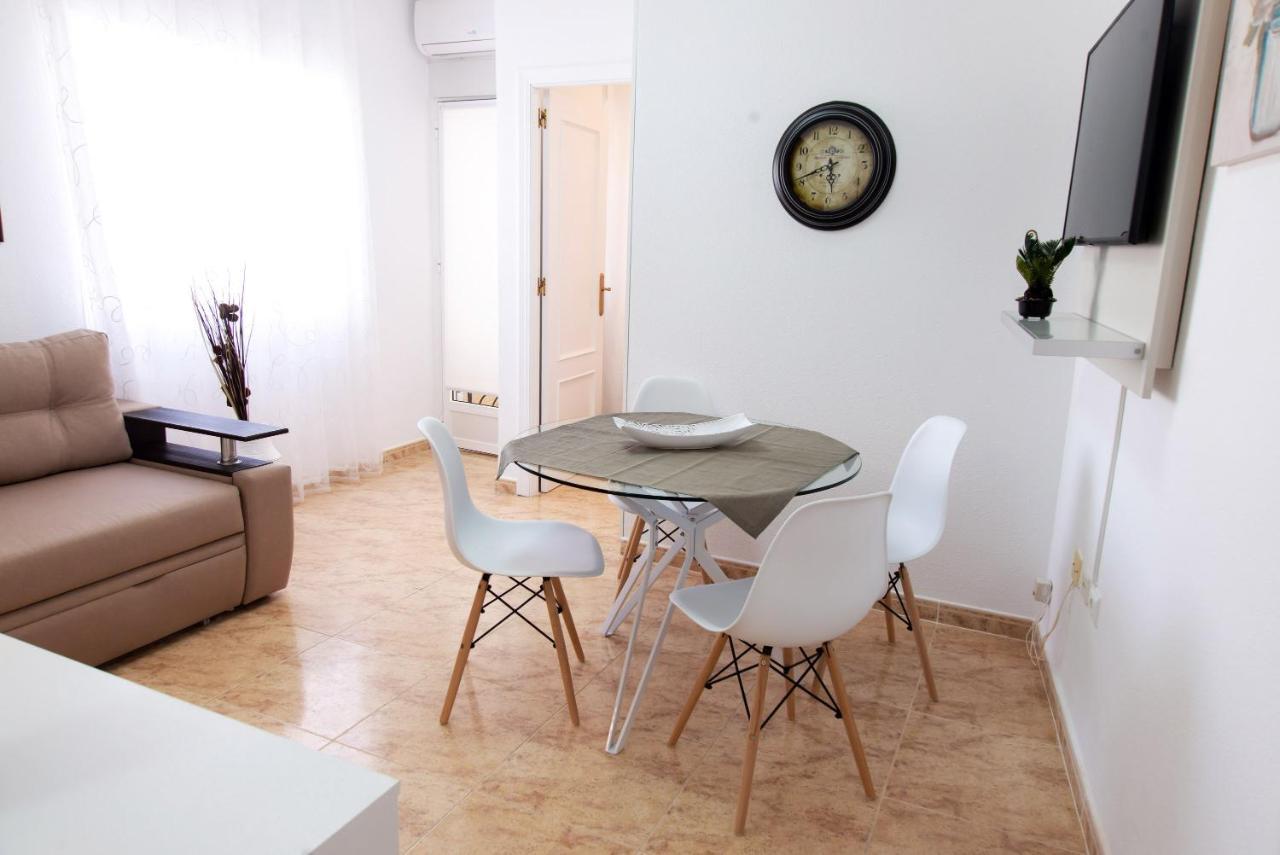 Holiday Suite Caballero De Rodas 92 Torrevieja Exterior photo