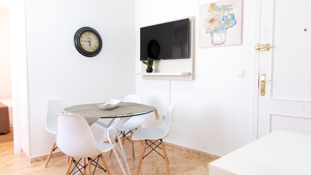Holiday Suite Caballero De Rodas 92 Torrevieja Exterior photo